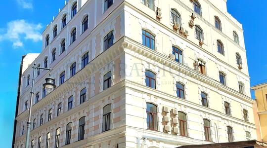 Офисная недвижимость Феррейн Плаза