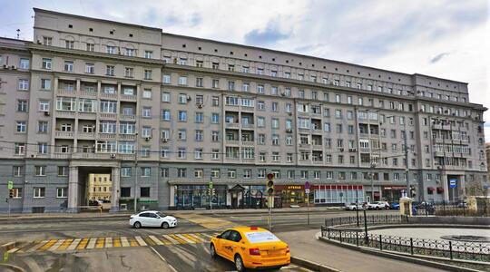 Пироговская Б. ул., д. 37-43, Москва г. - Офисная недвижимость